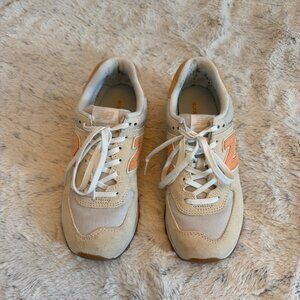 New Balance 574 Women's size 8